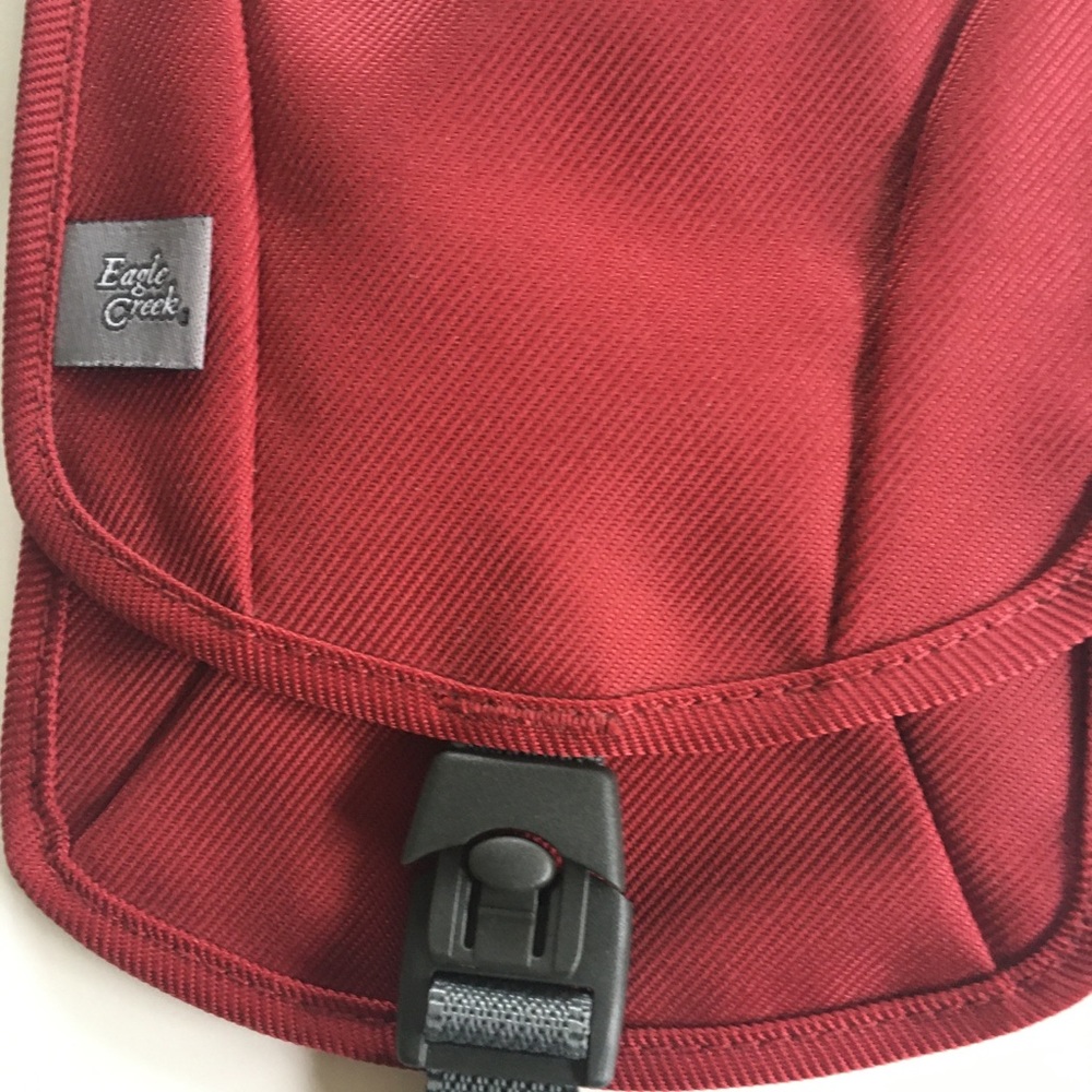 Eagle creek crossbody